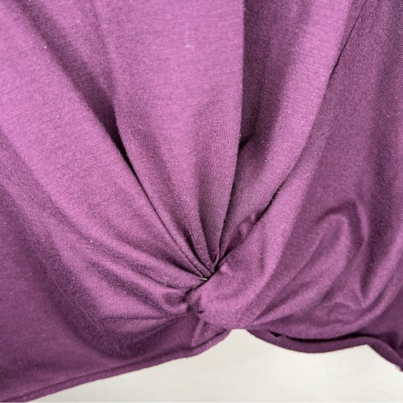 Medium Hippie Laundry Burgundy Red Short Sleeve Tee Stretch Knot Accent - Picture 3 of 8